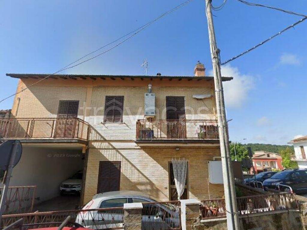 casa indipendente in vendita a Riano