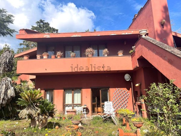 casa indipendente in vendita a Riano