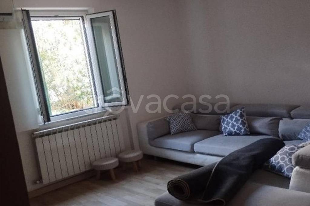 casa indipendente in vendita a Riano