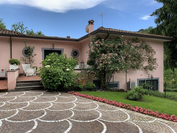 casa indipendente in vendita a Riano