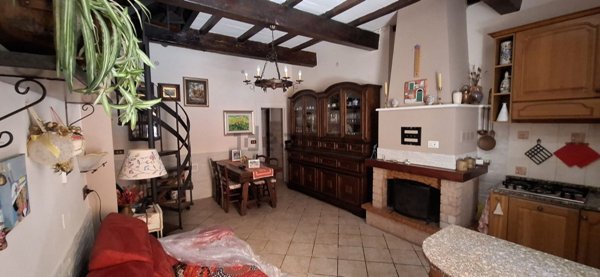 appartamento in vendita a Riano