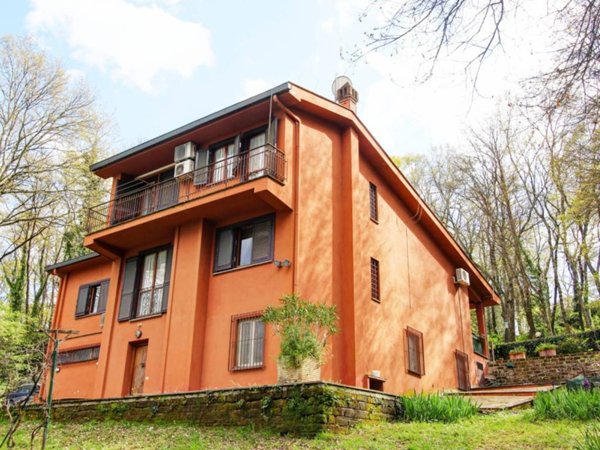 villa in vendita a Riano