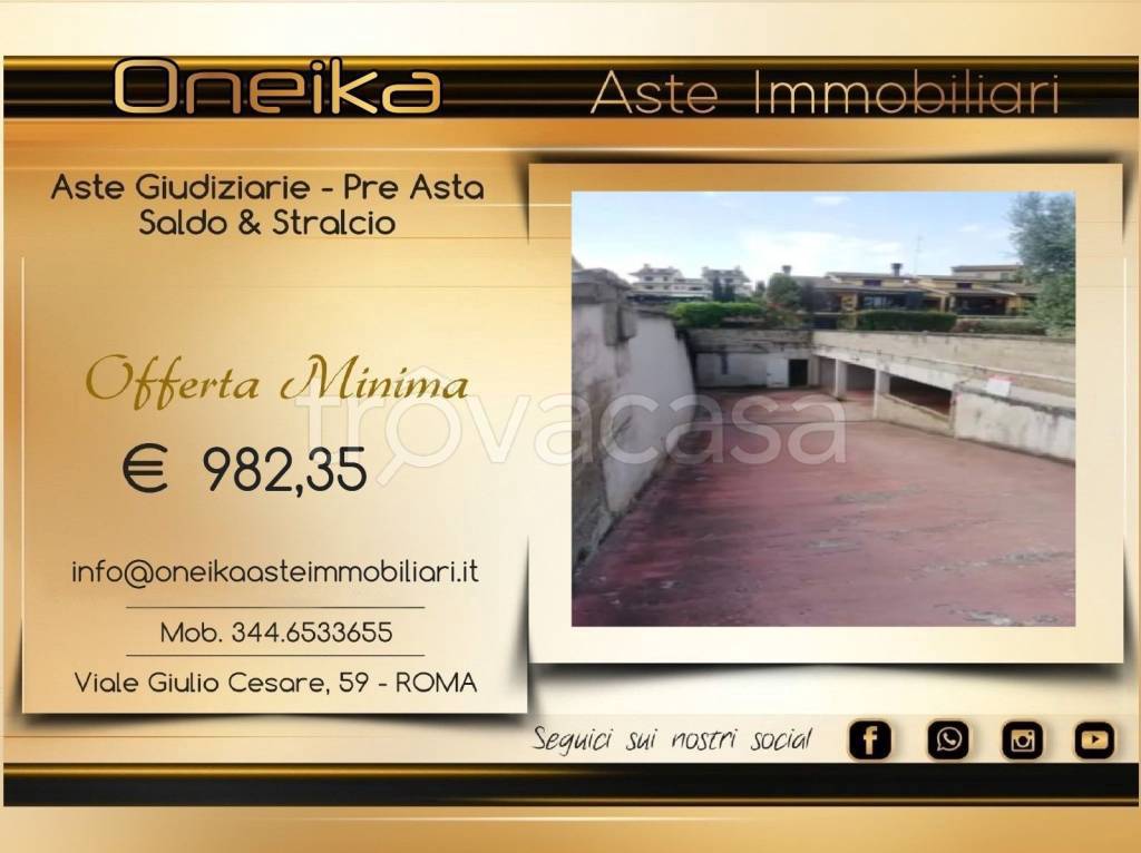 locale commerciale in vendita a Riano