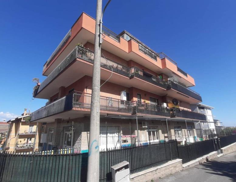 appartamento in vendita a Riano