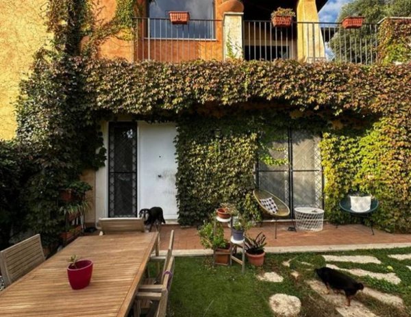 casa indipendente in vendita a Riano