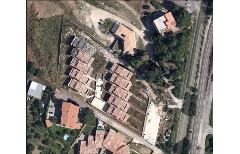 casa indipendente in vendita a Riano