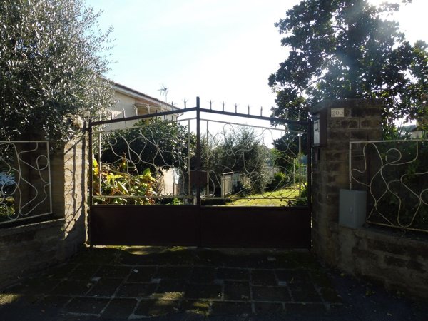 casa indipendente in vendita a Riano