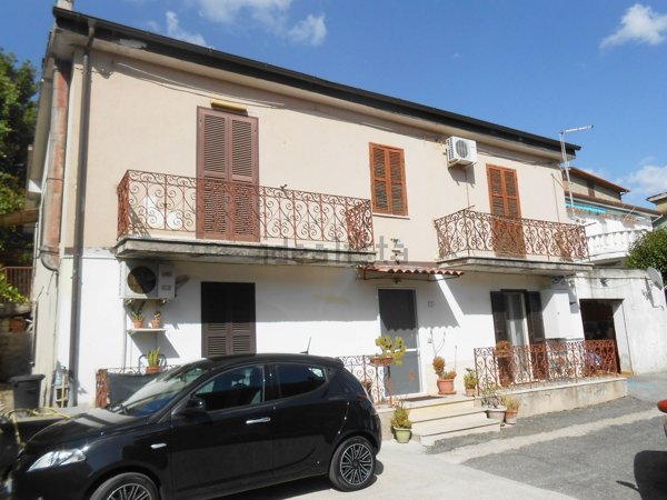 appartamento in vendita a Riano