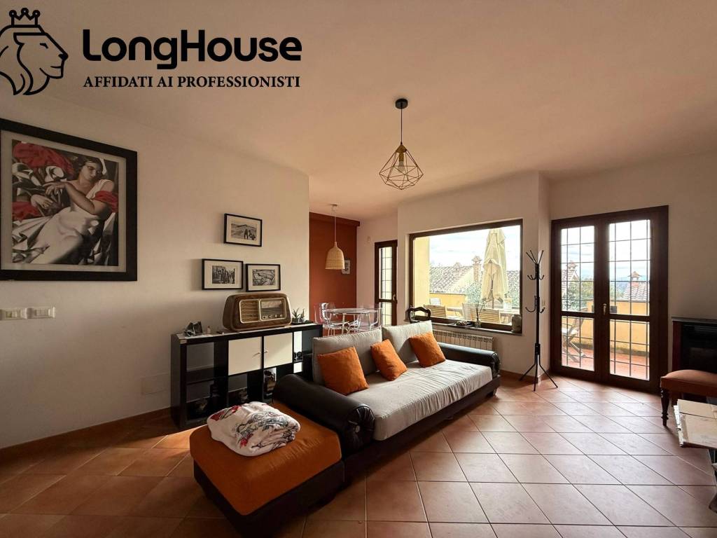 casa indipendente in vendita a Riano