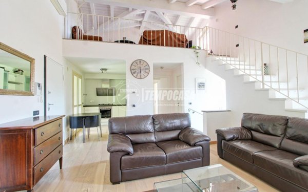 casa indipendente in vendita a Riano