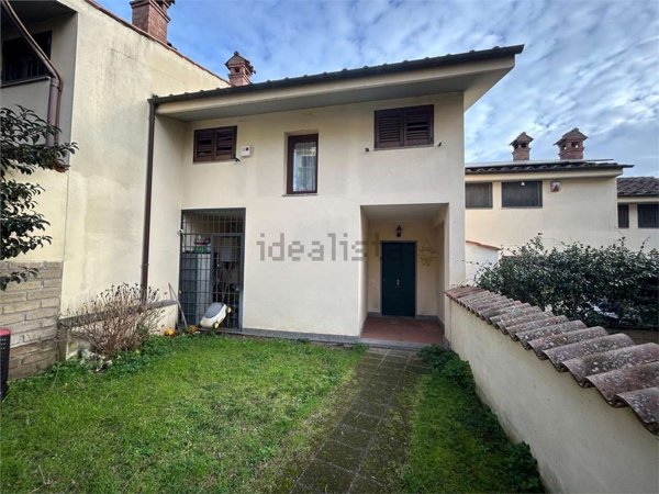 casa indipendente in vendita a Riano