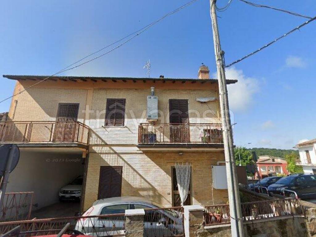 casa indipendente in vendita a Riano