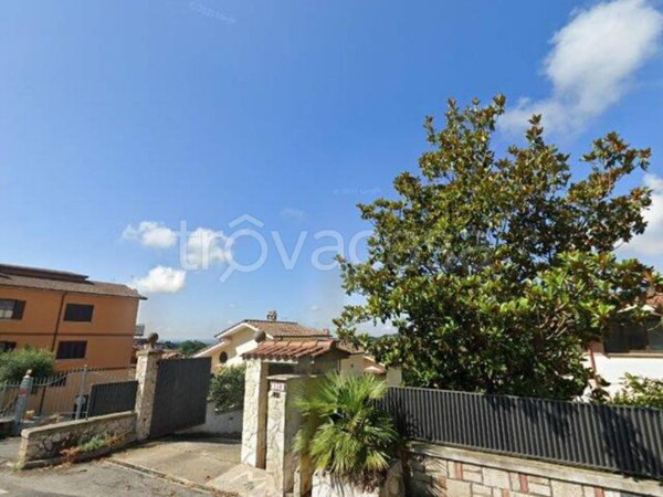 casa indipendente in vendita a Riano