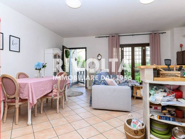 casa indipendente in vendita a Riano