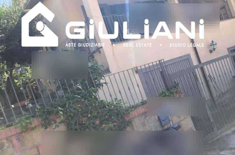 casa indipendente in vendita a Riano