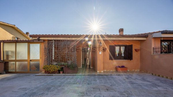 appartamento in vendita a Riano