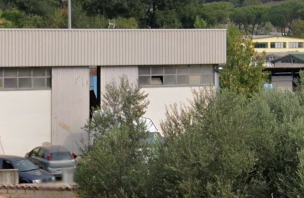 capannone in vendita a Riano