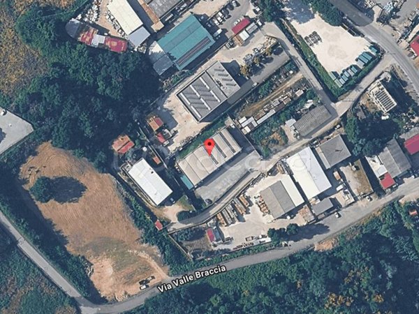 locale commerciale in vendita a Riano