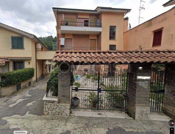 appartamento in vendita a Riano