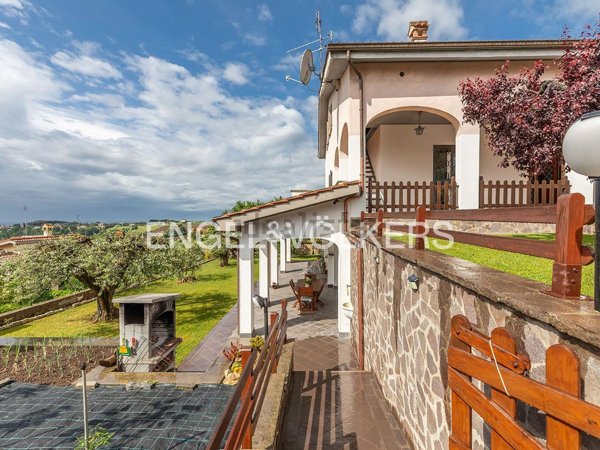 casa indipendente in vendita a Riano