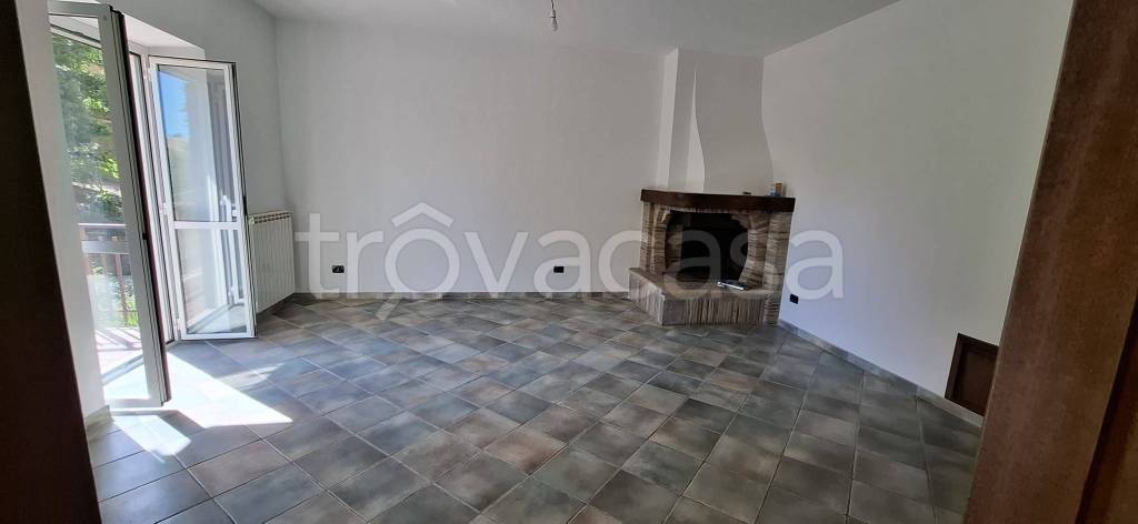 appartamento in vendita a Riano