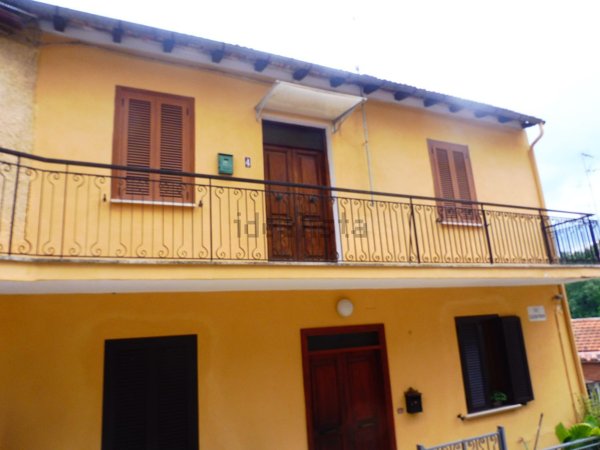 appartamento in vendita a Riano