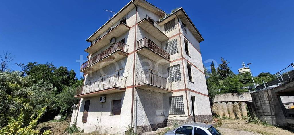 appartamento in vendita a Riano