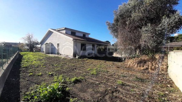 casa indipendente in vendita a Riano