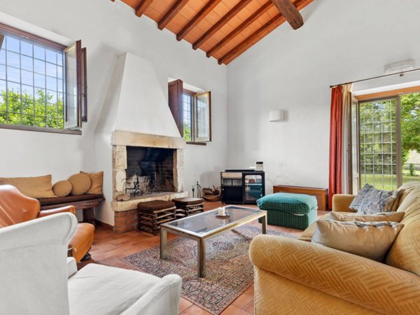 casa indipendente in vendita a Riano
