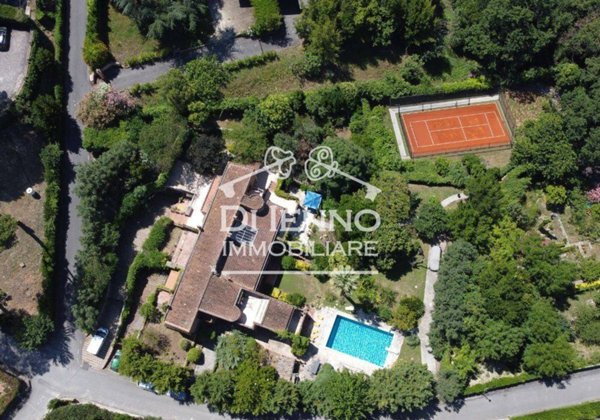 casa indipendente in vendita a Riano