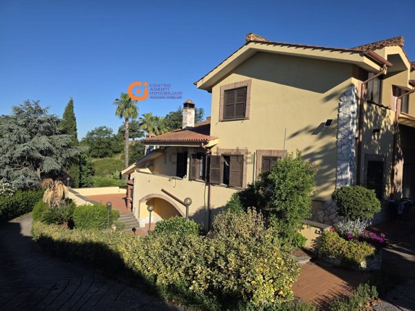 casa indipendente in vendita a Riano