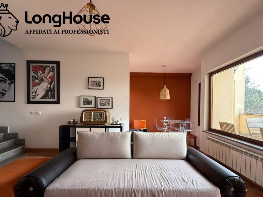 casa indipendente in vendita a Riano