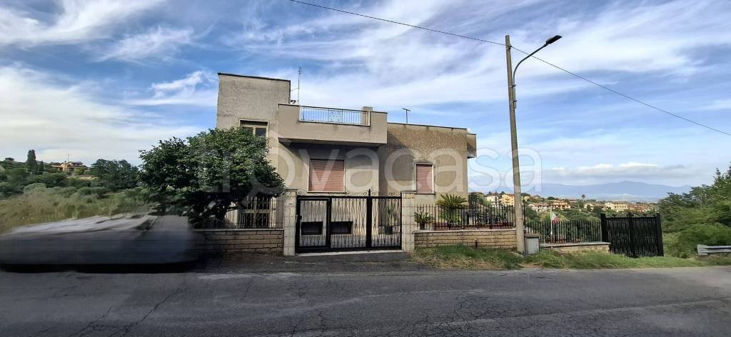 appartamento in vendita a Riano