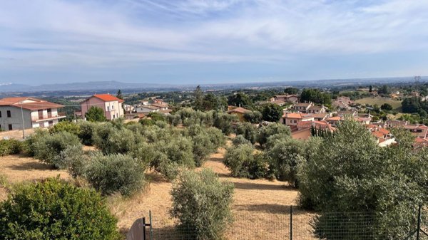 casa indipendente in vendita a Riano