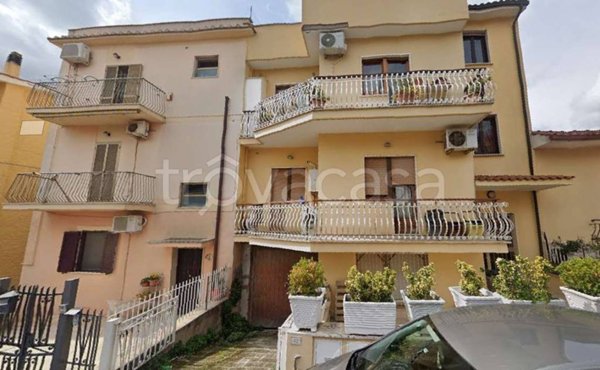 appartamento in vendita a Riano