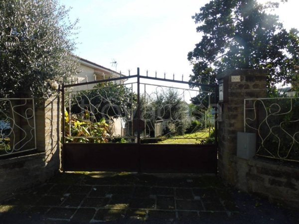 appartamento in vendita a Riano
