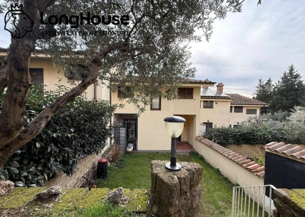 casa indipendente in vendita a Riano