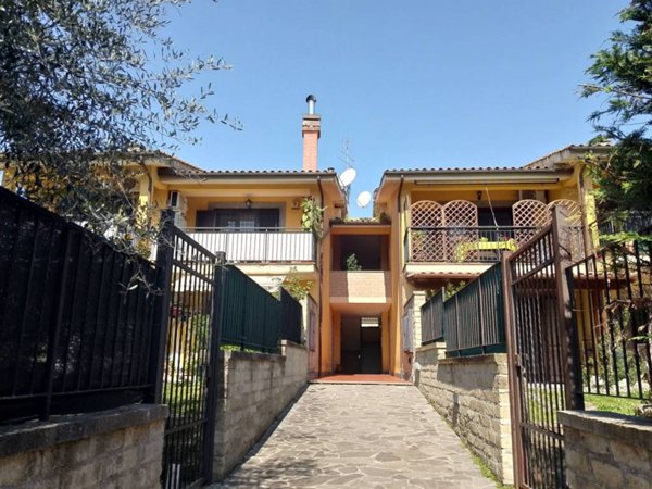 appartamento in vendita a Riano