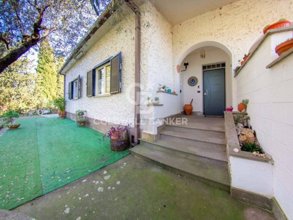 casa indipendente in vendita a Riano