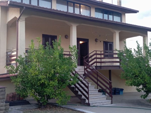 casa indipendente in vendita a Riano