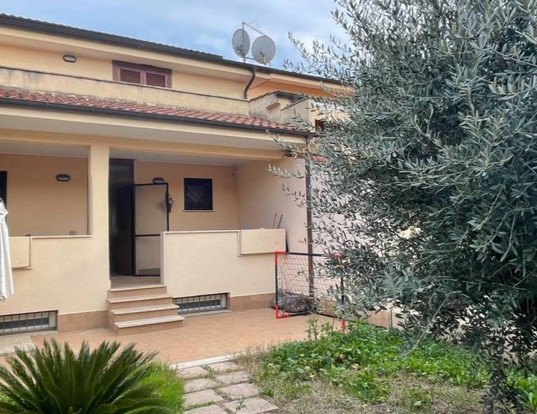 villa in vendita a Rignano Flaminio