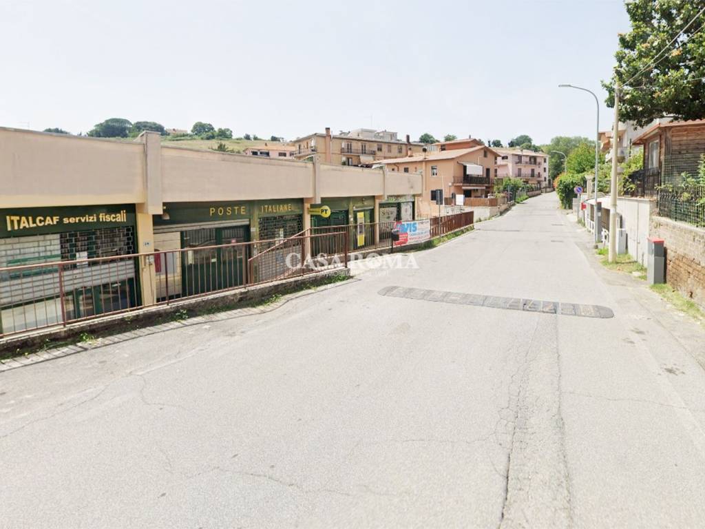 negozio in vendita a Rignano Flaminio