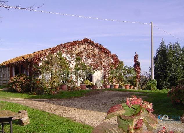 casa indipendente in vendita a Rignano Flaminio