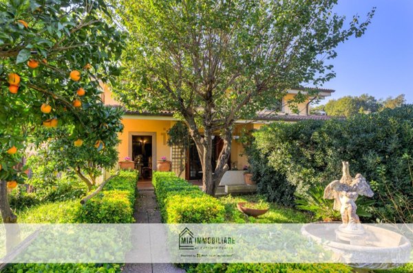 casa indipendente in vendita a Rignano Flaminio in zona Montelarco