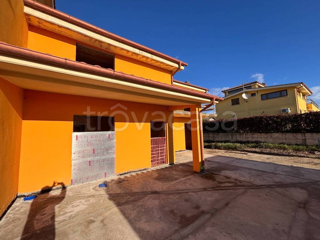 casa indipendente in vendita a Rignano Flaminio