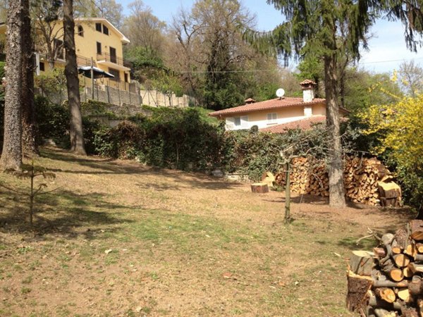 terreno edificabile in vendita a Rignano Flaminio in zona Montelarco