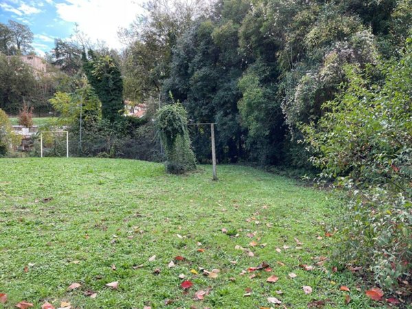 terreno agricolo in vendita a Rignano Flaminio in zona Montelarco