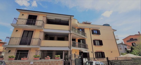 appartamento in vendita a Rignano Flaminio
