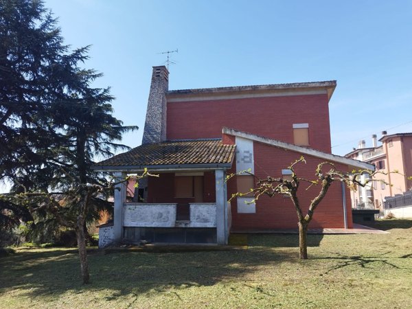 casa indipendente in vendita a Rignano Flaminio