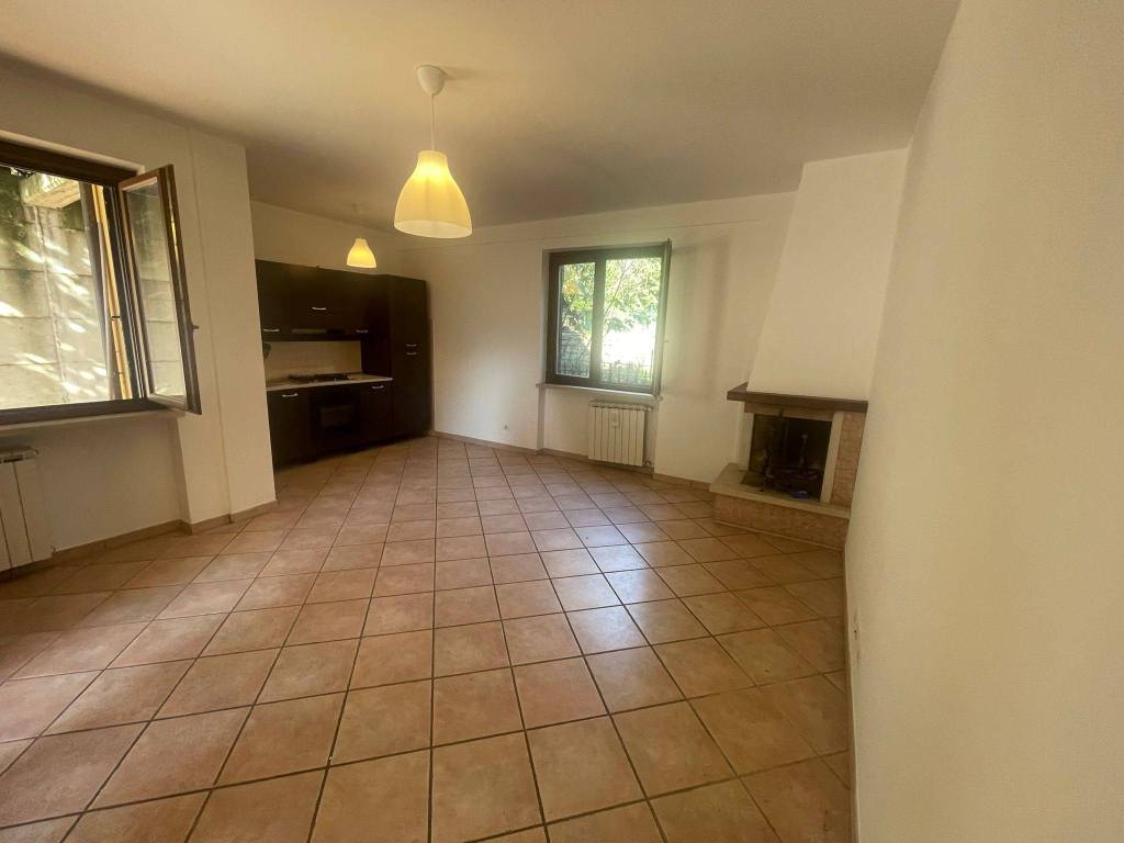 casa semindipendente in vendita a Rignano Flaminio